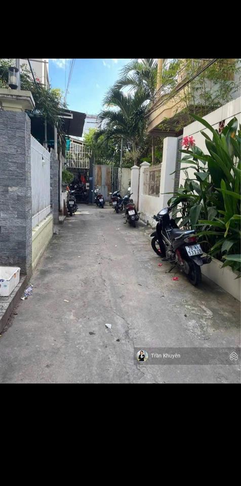 Nhà bán gần biển hòn chồng, hẻm đặng tất, 4 tầng, cách biển 200m, vị trí đẹp kinh doanh lưu trú