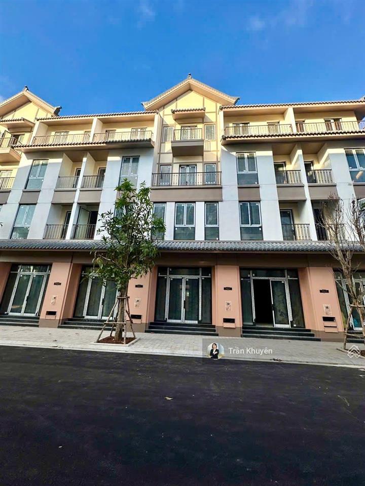 Nhà phố liền kề vinhomes nha trang  cách bãi biển 50m, sổ hồng lâu dài, giá 12.95 tỷ