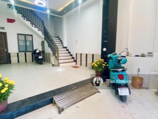Nhà 3 tầng 5 phòng khép kín  thu nhập 18tr/tháng  gần chợ phương sài
