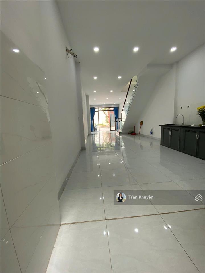 Nhà mặt tiền b9 vcn phước long đường 12m giá 6,3 tỷ