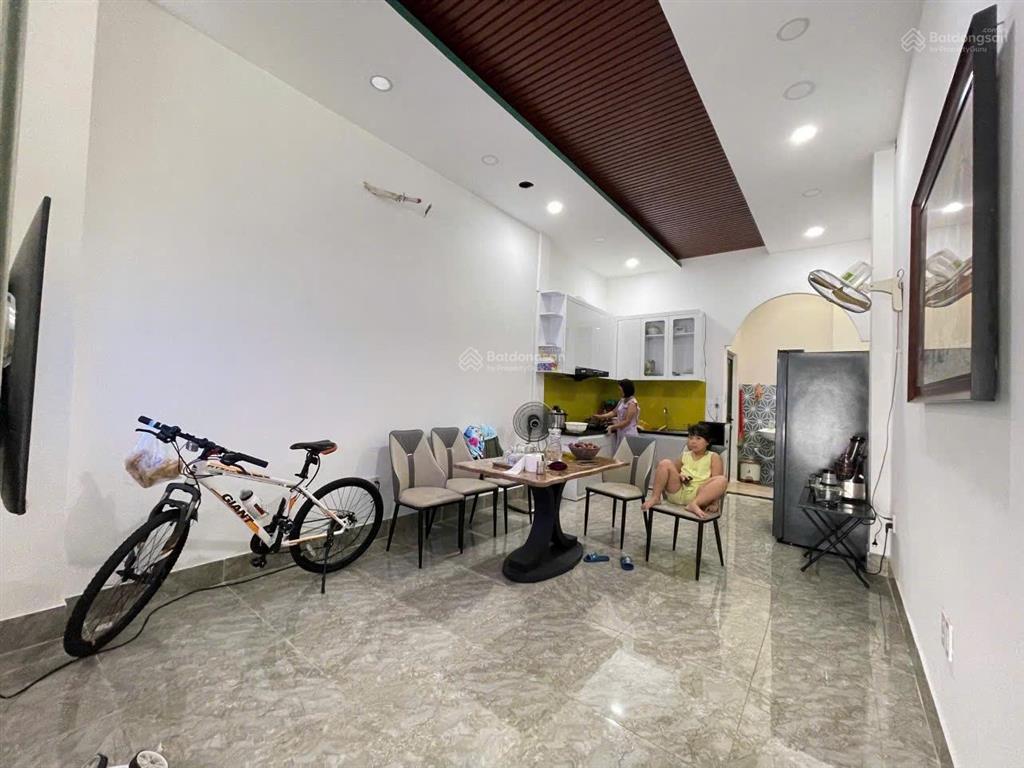 Chính chủ bán nhà mặt tiền lê hồng phong nha trang | giá 8,65 tỷ còn thương