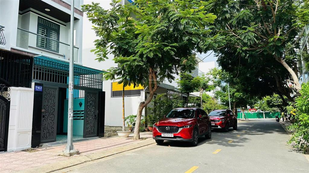 Bán nhà khu đô thị hà quang 2, nha trang | đang cho thuê 18 triệu/tháng | giá 7,8 tỷ