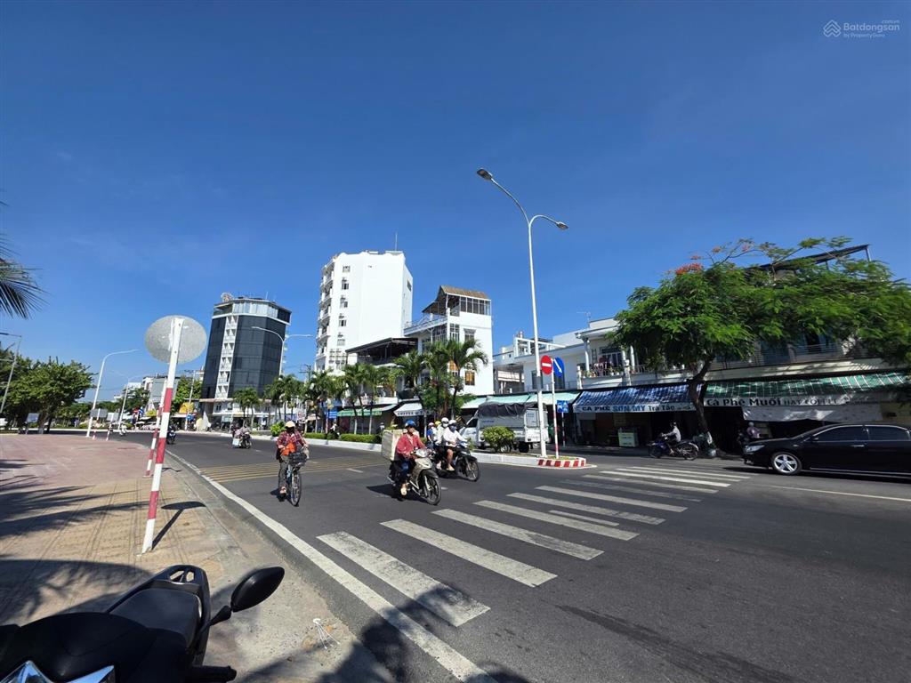 Hạ giá 8,8 tỷ  mặt tiền phạm văn đồng  ngay cầu trần phú nha trang