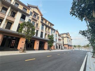12,8 tỷ  nhà 4 tầng phân khu ngọc trai 5a tại vinhomes nha trang