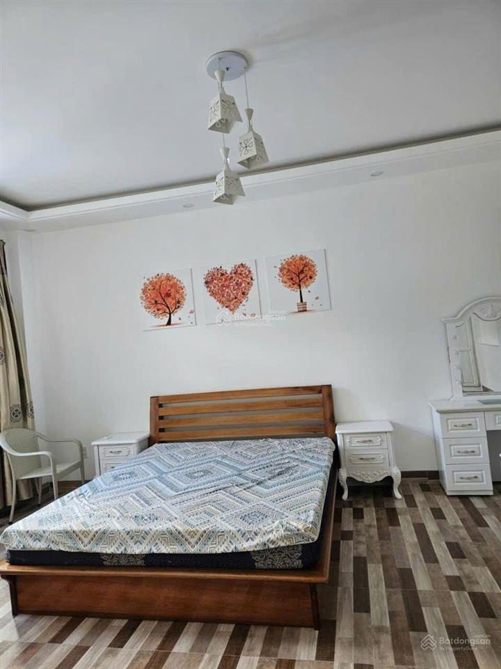 Nhà 4 tầng đường đàm quang trung có dòng tiền 18tr/tháng