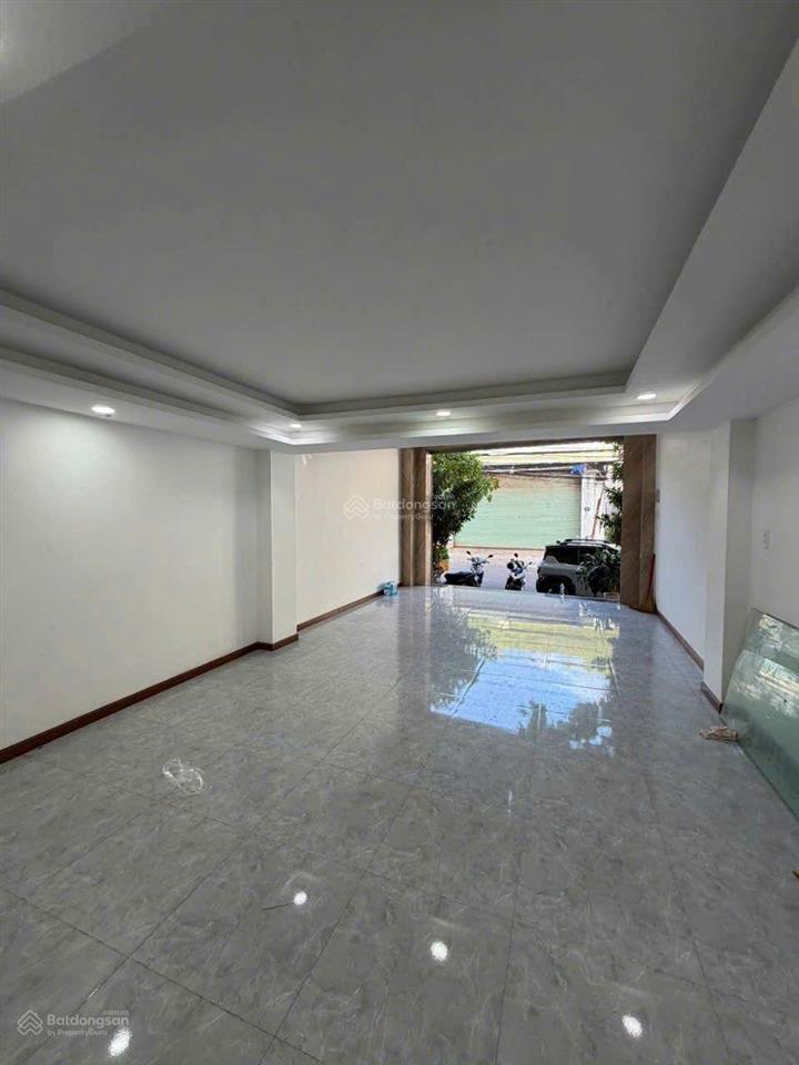 Giảm 7 tỷ bán nhà 4 tầng mặt tiền đường trường sơn nha trang