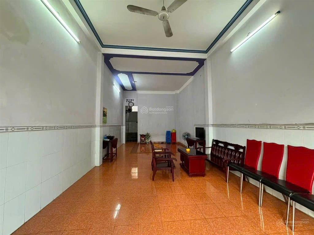 Nhà 2 tầng đường trịnh phong nha trang có dòng tiền thuê 12tr/tháng