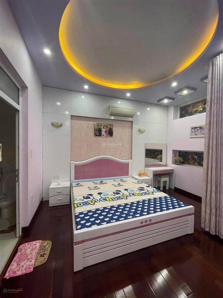 Chính chủ phố vip cát cụt 90m x 6,5 tầng thang máy full nội thất chỉ 11.8 tỷ thông số đẳng