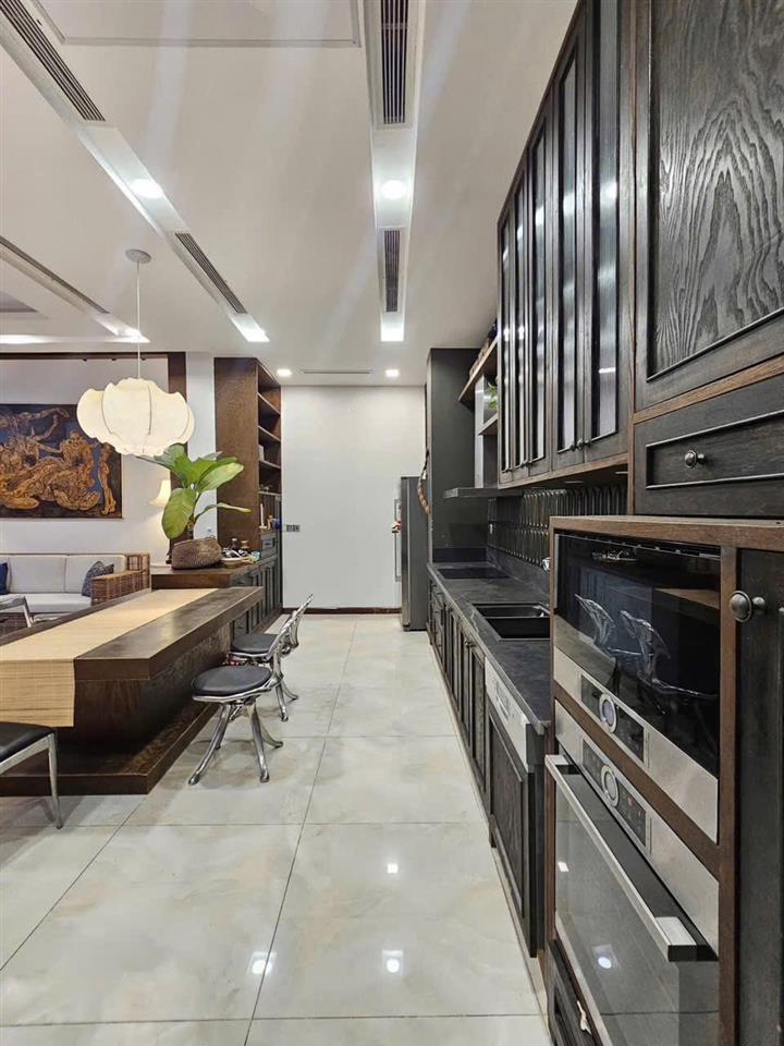 Biệt thự Thảo Điền, Quận 2, 200m², 3PN, 4WC, full nội thất