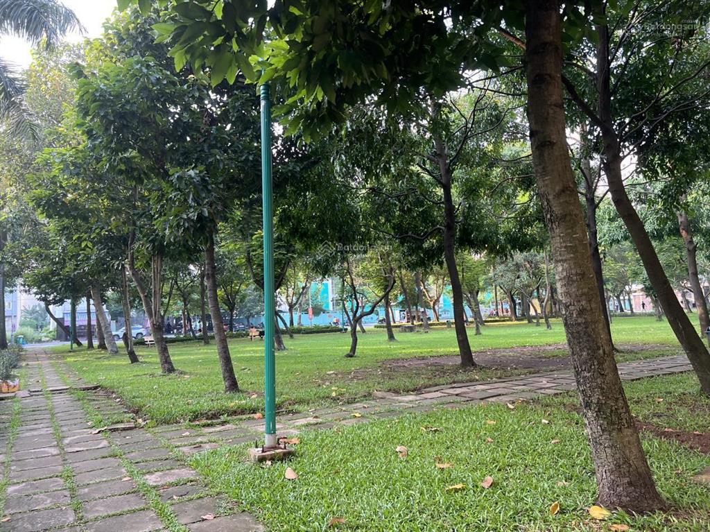 Chính chủ bán căn hộ thủ thiêm star ngay quận 2 kế bên global city