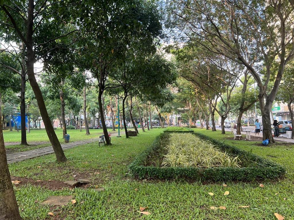 Chính chủ bán căn hộ thủ thiêm star ngay quận 2 kế bên global city