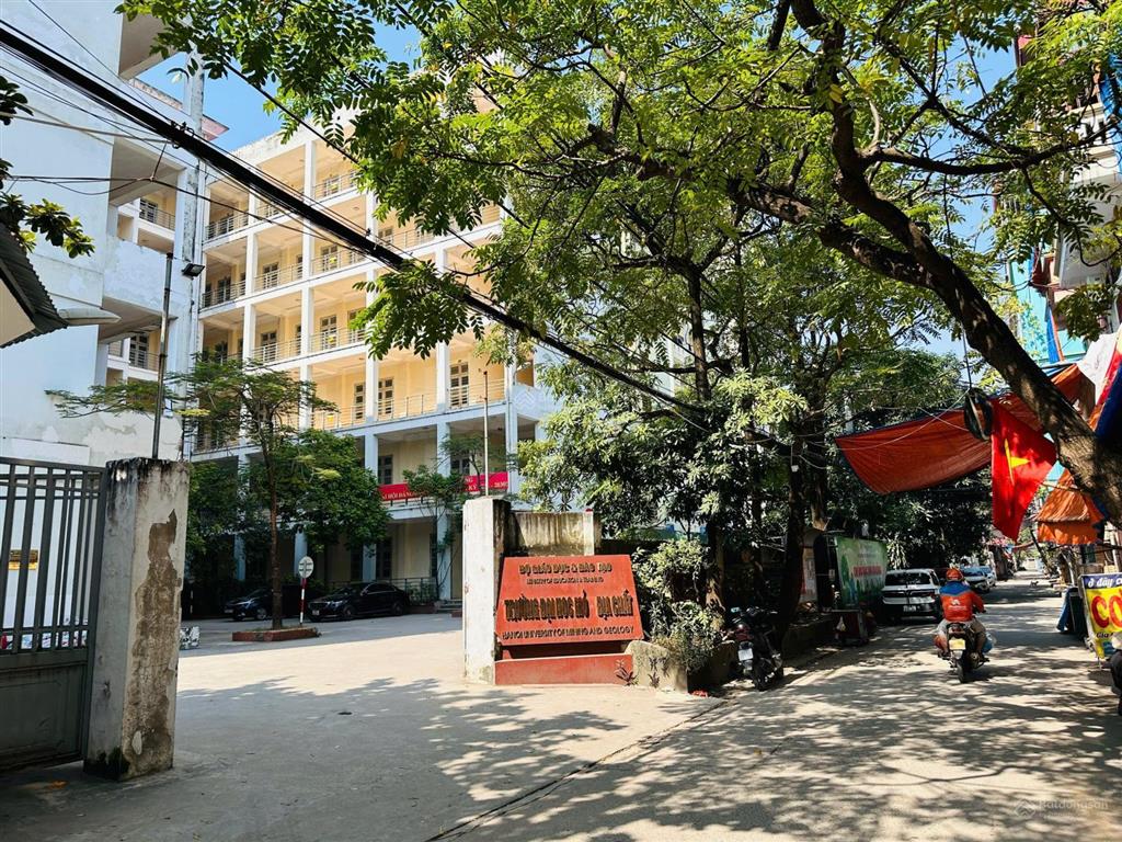 Bán nhà 5 tầng, ktx đh mỏ địa chất, phạm văn nghị, tây thăng long, cổ nhuế, bắc từ liêm. 13 tỷ