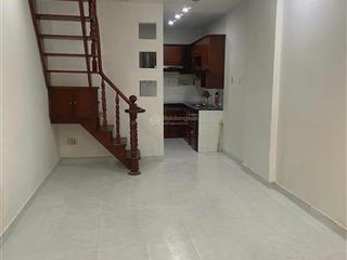 **bán nhà phố quận 1  có sẵn dòng tiền  giá chỉ 6ty3**