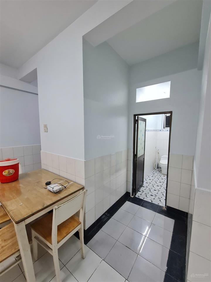 Căn góc chung cư bình phú quận 6 thang máy 66.8m2, giá 2,85 tỷ