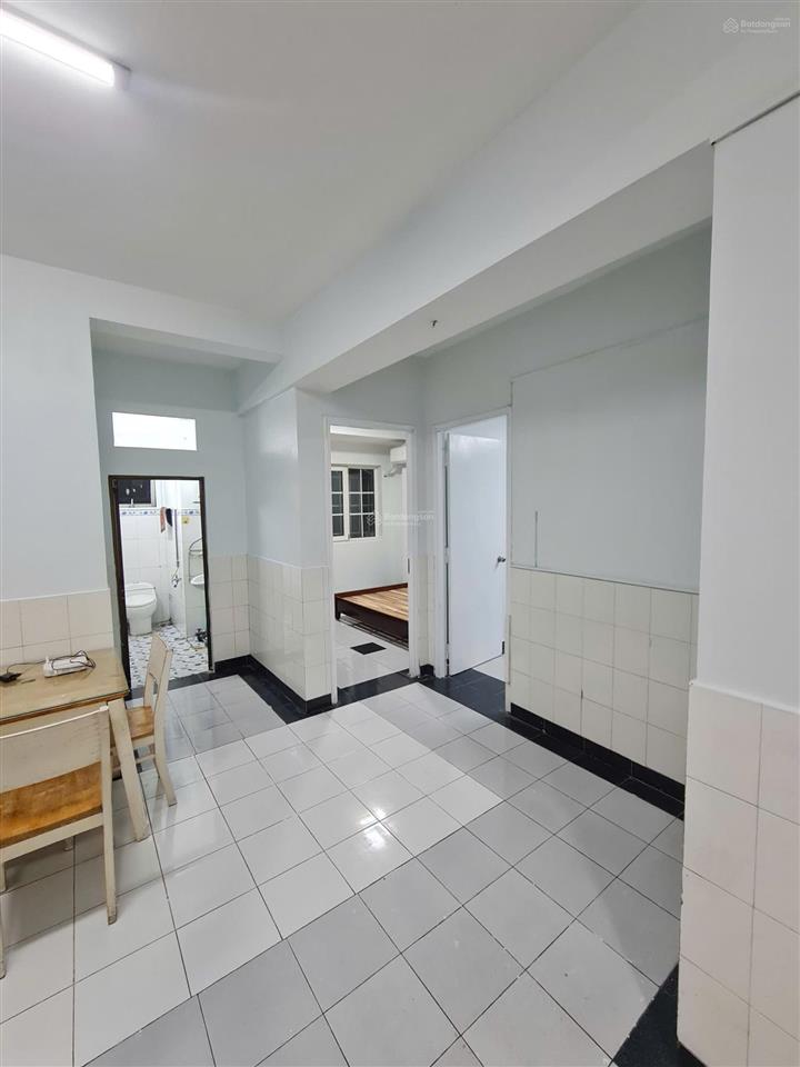 Căn góc chung cư bình phú quận 6 thang máy 66.8m2, giá 2,85 tỷ