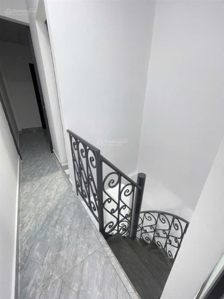 Bán nhà hậu giang quận 6 sát mặt tiền  sổ riêng  giá 2.18 tỷ