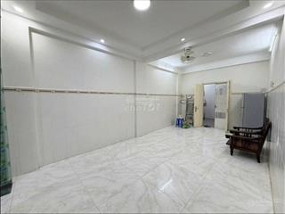 cho-thue-chung-cu-phan-van-tri-q5-thang-may-2pn-gia-10tr-bds30405057