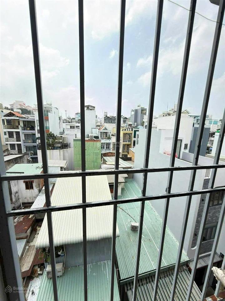 1.4 tỷ shr  chung cư lê hồng phong lô a, đường hồ thị kỷ, quận 10. sử dụng 50m2