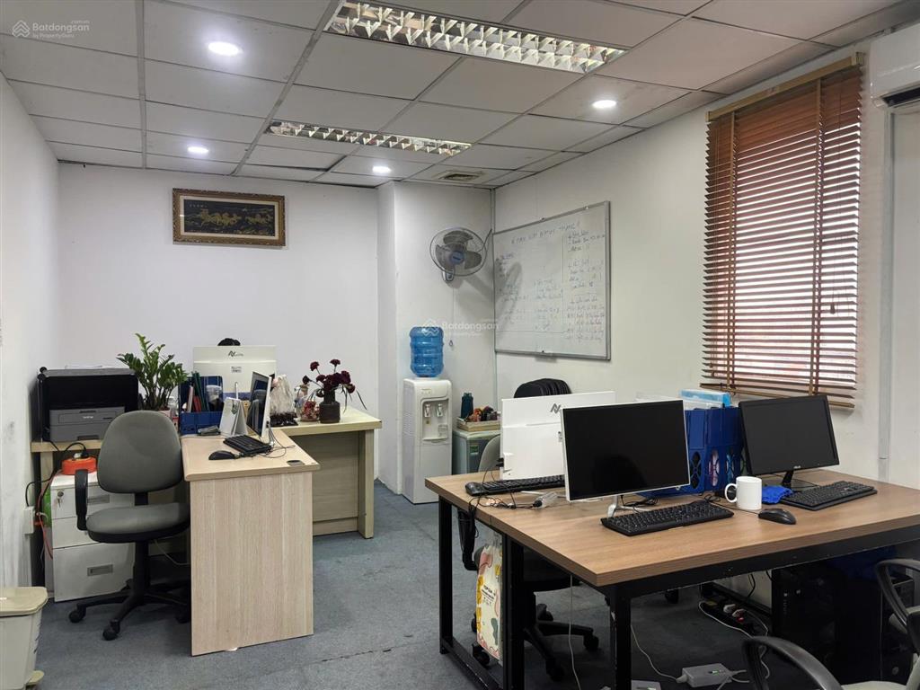 Cho thuê văn phòng mh building, võ văn kiệt 25m² giá 6.250.000đ