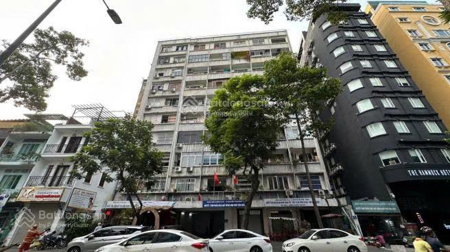 Chung cư q1 thang máy, có sổ. 19m2 giá 1.95 tỷ bớt lộc