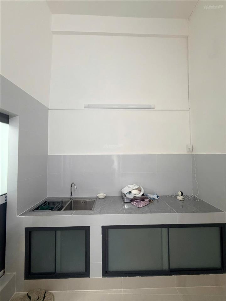 Chung cư phùng hưng lầu 2 47m2 giá 2.5 tỷ