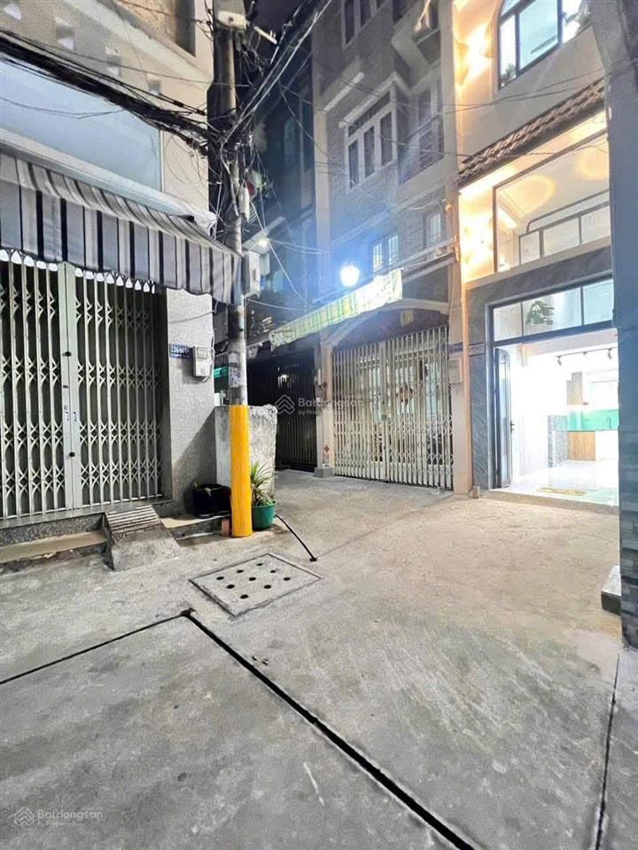 4,5 tỷ  nhà hxh lê thị bạch cát mới đẹp, ở ngay