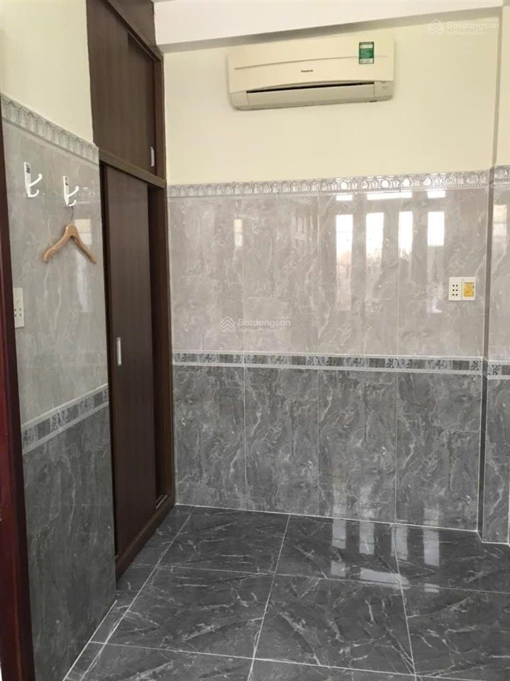 Hạ 500 triệu, bán nhanh nhà đẹp trung tâm q1 chỉ 4.8 tỷ