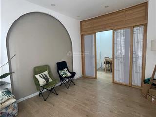 Căn góc chung cư cây mai 60m 2pn giá 3,3 tỷ