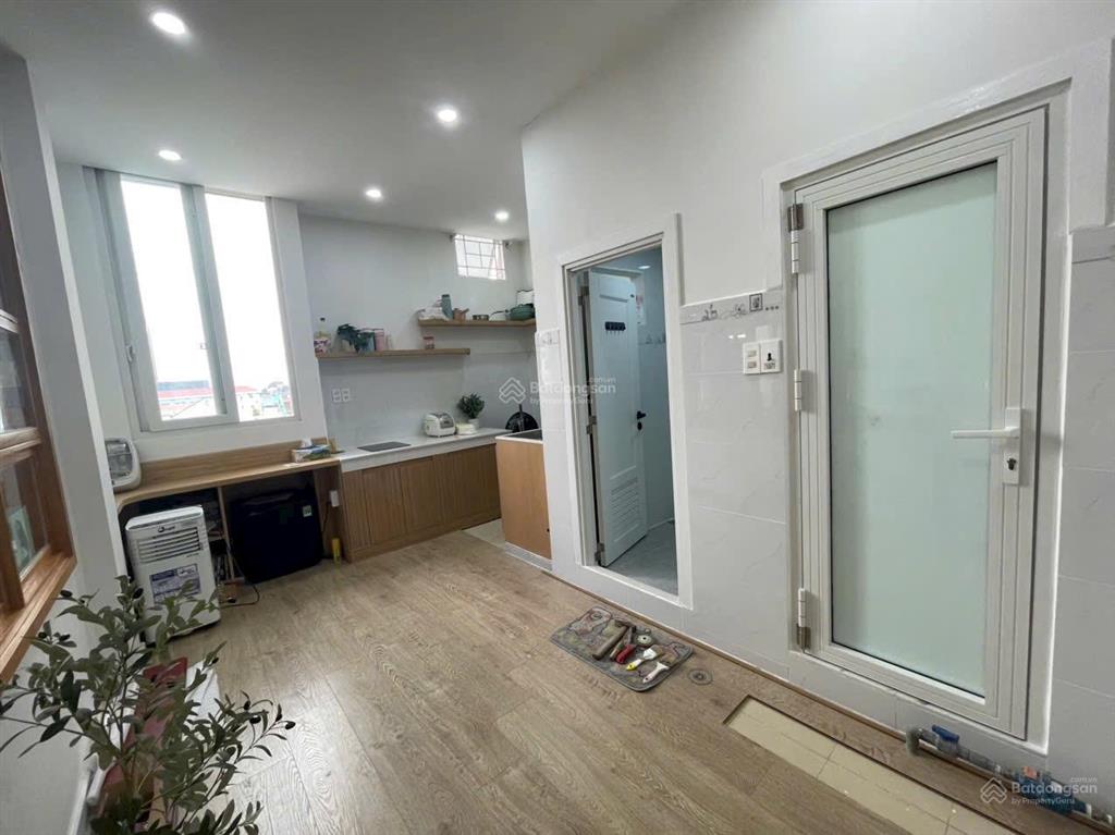Căn góc chung cư cây mai 60m 2pn giá 3,3 tỷ