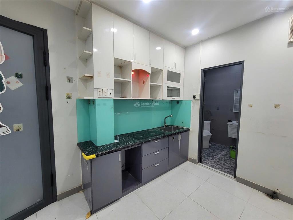 Bán căn hộ cc phan văn khỏe p5, q6 (thang máy lầu 2) 2 tỷ shr