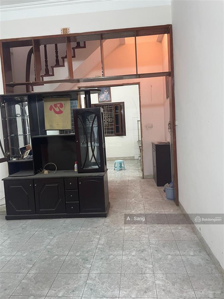 Cho thuê nhà ngõ 168 hào nam dt 75m2, 5,5t, giá 22 triệu/tháng đường ô tô