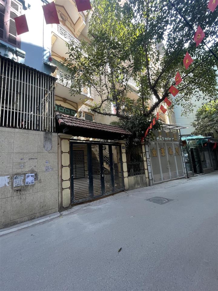 Cc bán nhà 3 tầng kiểu biệt thự 19 phố liễu giai diện tích 120m2 mt 6,8m ô tô