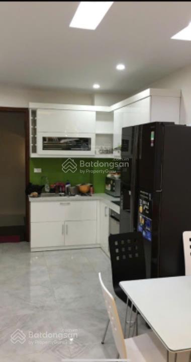 Bán nhà chùa bộc 40m2 mt 3,4m, xây 6 tầng, ngõ thông, rộng, kd tốt gần phố. 15,99 tỷ