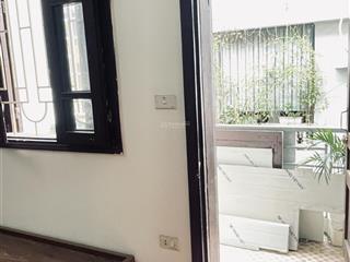 Cho thuê phòng ngõ 160 trần đại nghĩa dt 25m2 wc riêng ban công 4,2 tr/1th