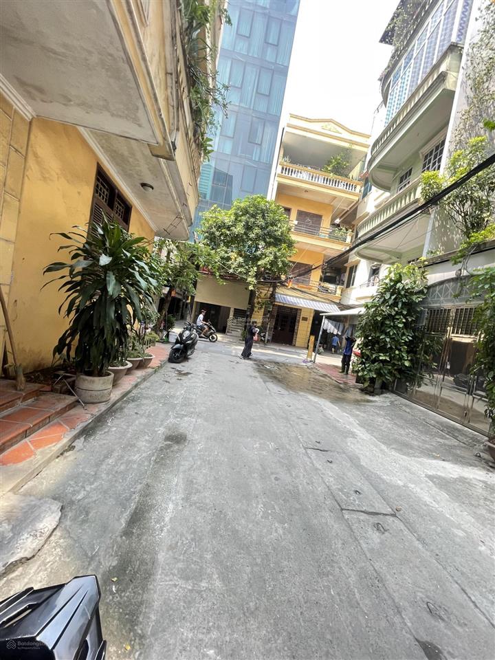 Cho thuê nhà plo vạn bảo ba đình dt 55m x7t thang máy ở vp cty 26,5tr/1 th ngõ thông oto.
