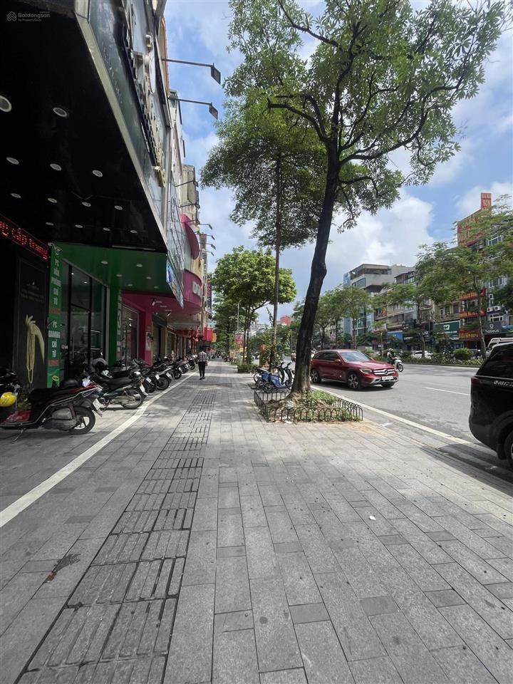 Mặt đường vị trí kim cương phố xã đàn  p. kim liên 80m2 x 6t hai mặt tiền 65 tỷ.