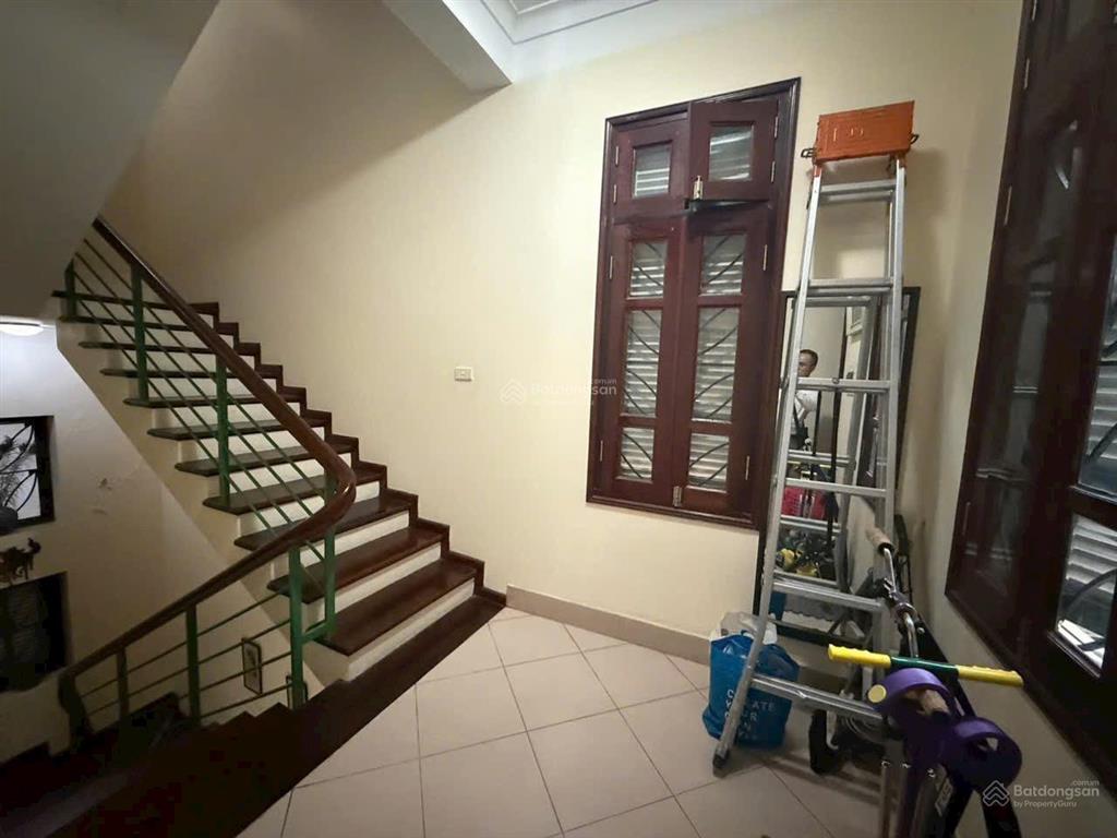 Bán biệt thự thụy khuê  tây hồ dt 109m2 mt 10m x 3,5 tầng đẹp ngõ 2m, 23,9 tỷ