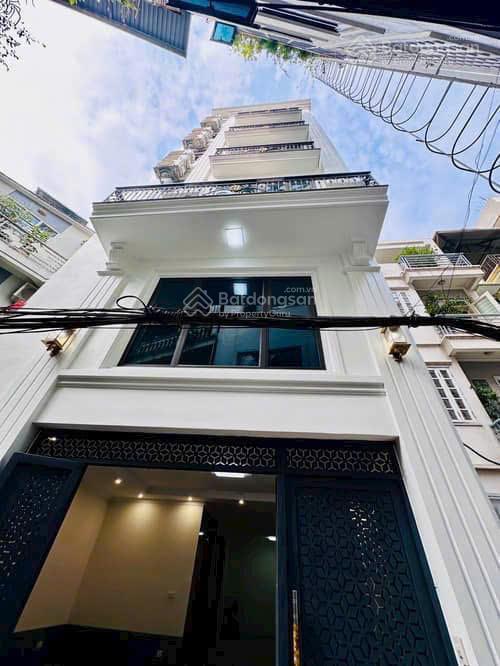 Nhà 7t thang máy ngõ giang văn minh  đội cấn ngõ 3m dt 68m2 giá 22,2 tỷ.