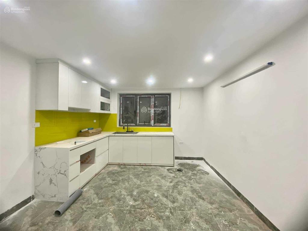 Phân lô lý nam đế 60m2*3t cũ giá 19 tỷ.