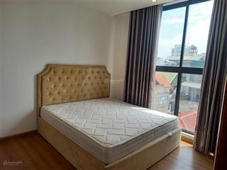 Chính chủ cho thuê căn hộ 0406 chung cư centerpoint 110 cầu giấy. 85m2, 2pn, đủ nội thất đẹp