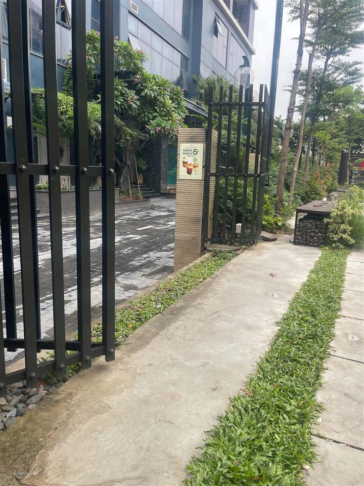 Bán gấp nhà mặt phố vũ tông phan 1.112m2, mt 12m giá 220 tỷ  phú trần 0978 314 ***