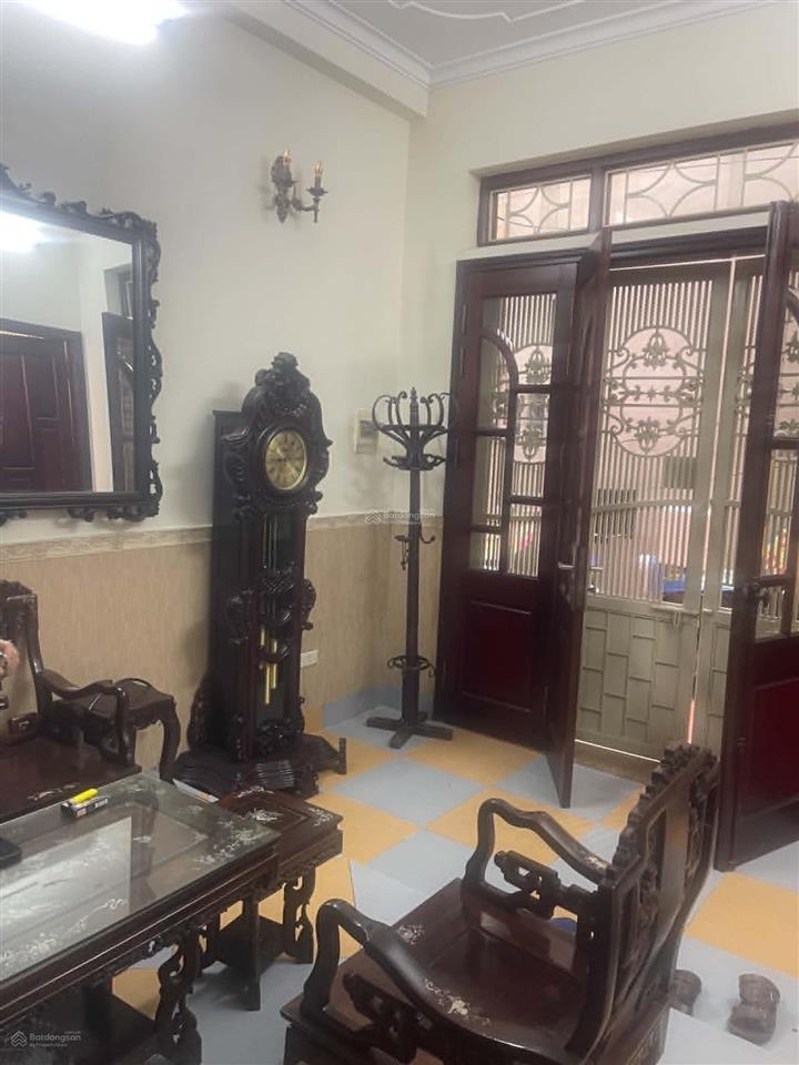 Bán gấp nhà mặt ngõ 36 ngọc khánh 40m2, xây 5 tầng, chào 9.8 tỷ  phú trần 0978 314 ***