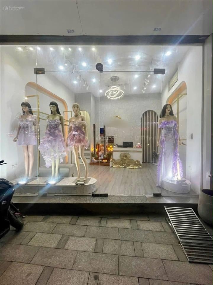 Cho thuê nhà mặt phố nam đồng 40m2, xây 5 tầng, giá 32 triệu/tháng.  phú trần 0978 314 ***