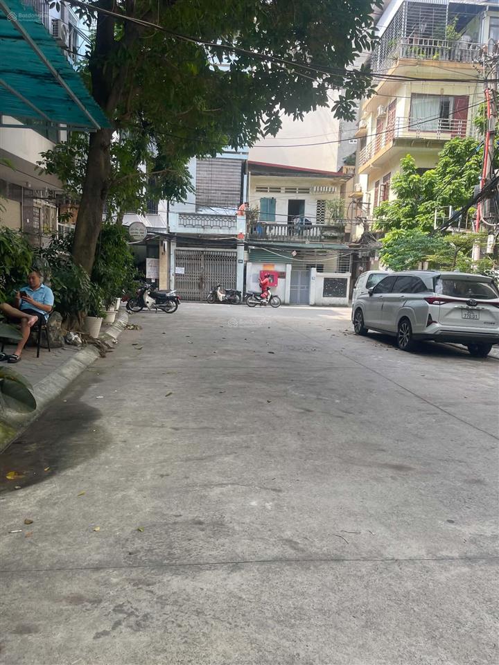Cho thuê nhà ngõ ô to 46 phạm ngọc thạch 45 m2 xây 5 tầnggiá 22 triệu/tháng phú trần 0978 314 ***