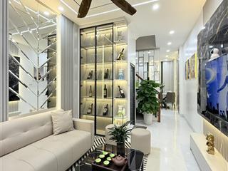 Sát đh bách khoa44m24 tầng4 ngủfull nội thất ngõ nông9.5 tỷ.