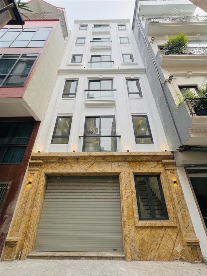 Phân lô quân đội7 tầng thang máyngõ thôngô tô 16 chỗ vào nhàphố tân mai18.5 tỷ.
