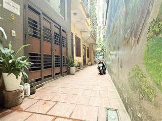 Cần bán nhà 5 tầng tại phố cù chính lan  phân lô quân đội dân trí cao  chủ xoắn bán.