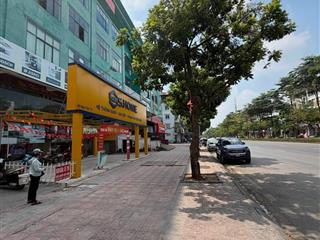 Chính chủ cần bán lô đất số 19 ngõ 96 ngô gia tự  long biên  hn. cách mặt phố chưa đến 50m