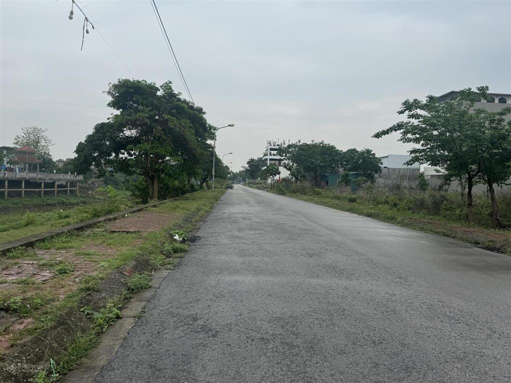 Bán nhà liền kề 200m2 view công viên trung tâm, tại kđt chi đông sổ đỏ trao tay