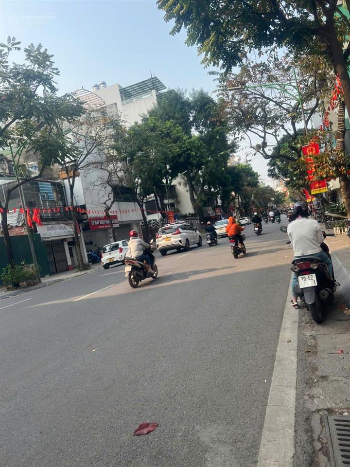 Bán nhà mặt phố huế vị trí đắc địa diện tích lớn mặt tiền rộng